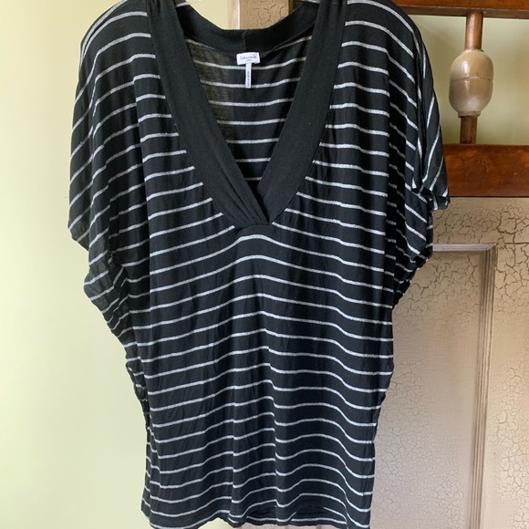 Splendid black tee with silver glitter stripes - Picture 2 of 5